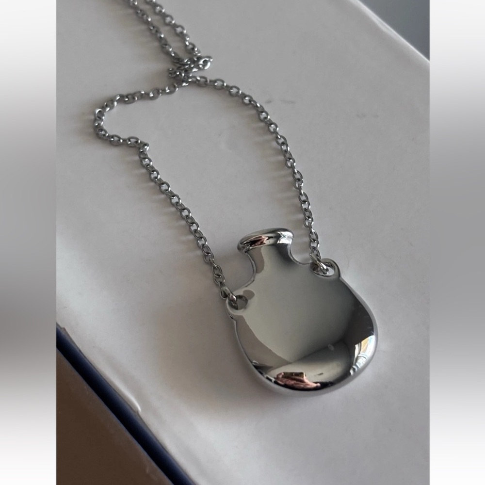 Elegant Bottle Pendant Necklace